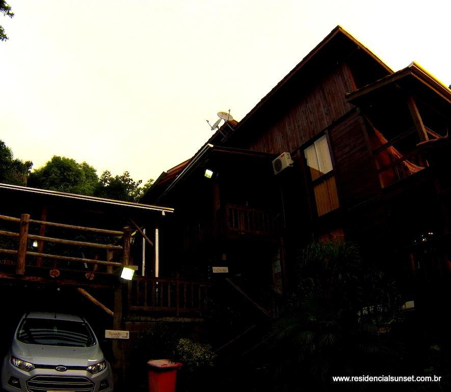 Residencial Sunset Aparthotel Bombinhas Exterior photo